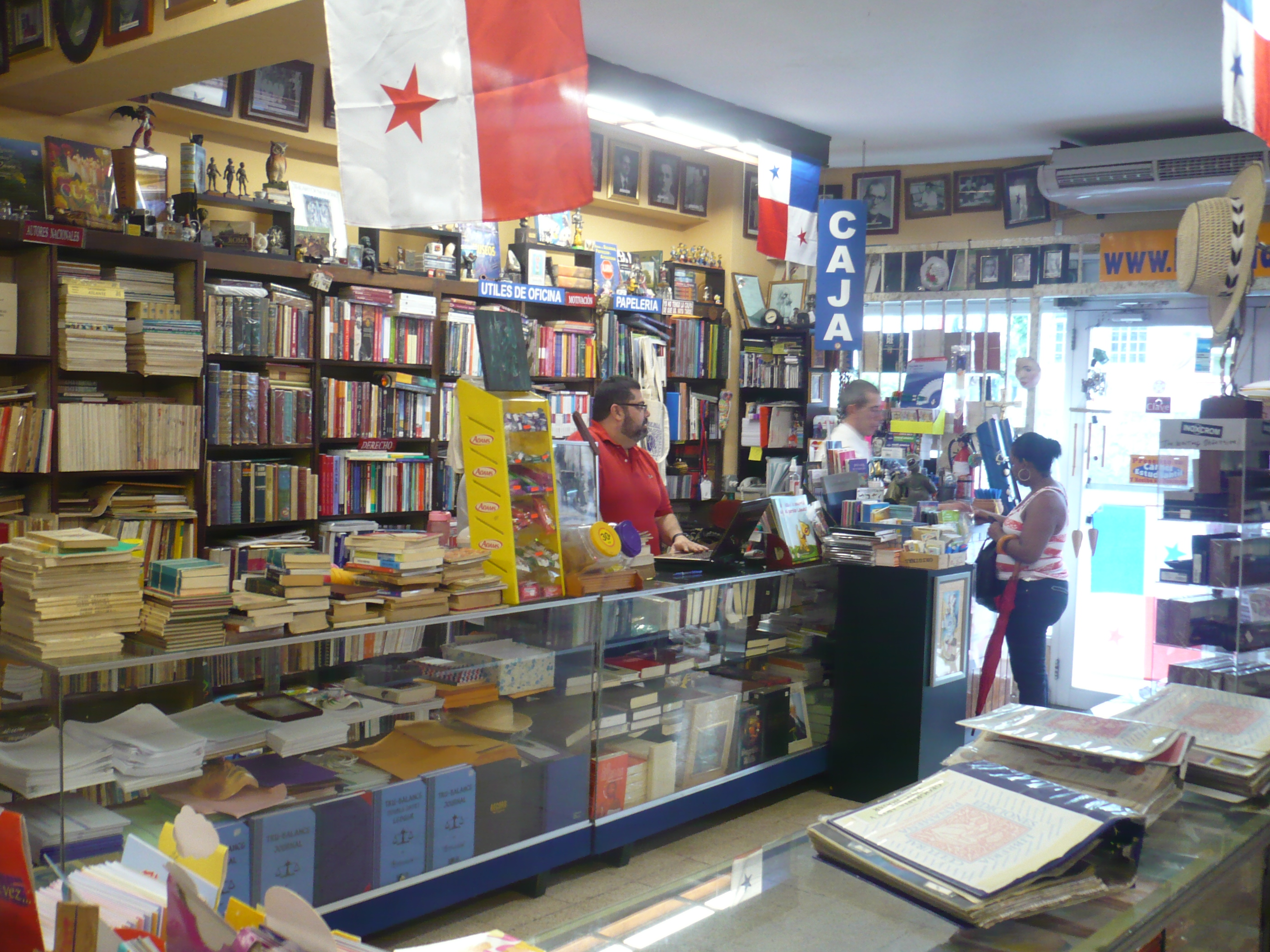 poco recompensa malo Librería Cultural Panameña