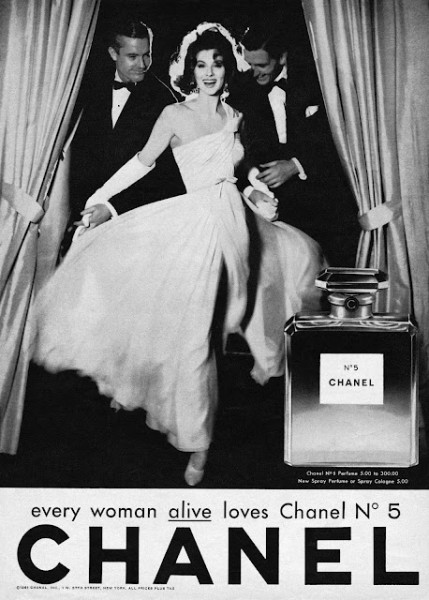 Suzy Parker en 1957. Rostro insigne de Chanel y cercana amiga a la misma Coco.